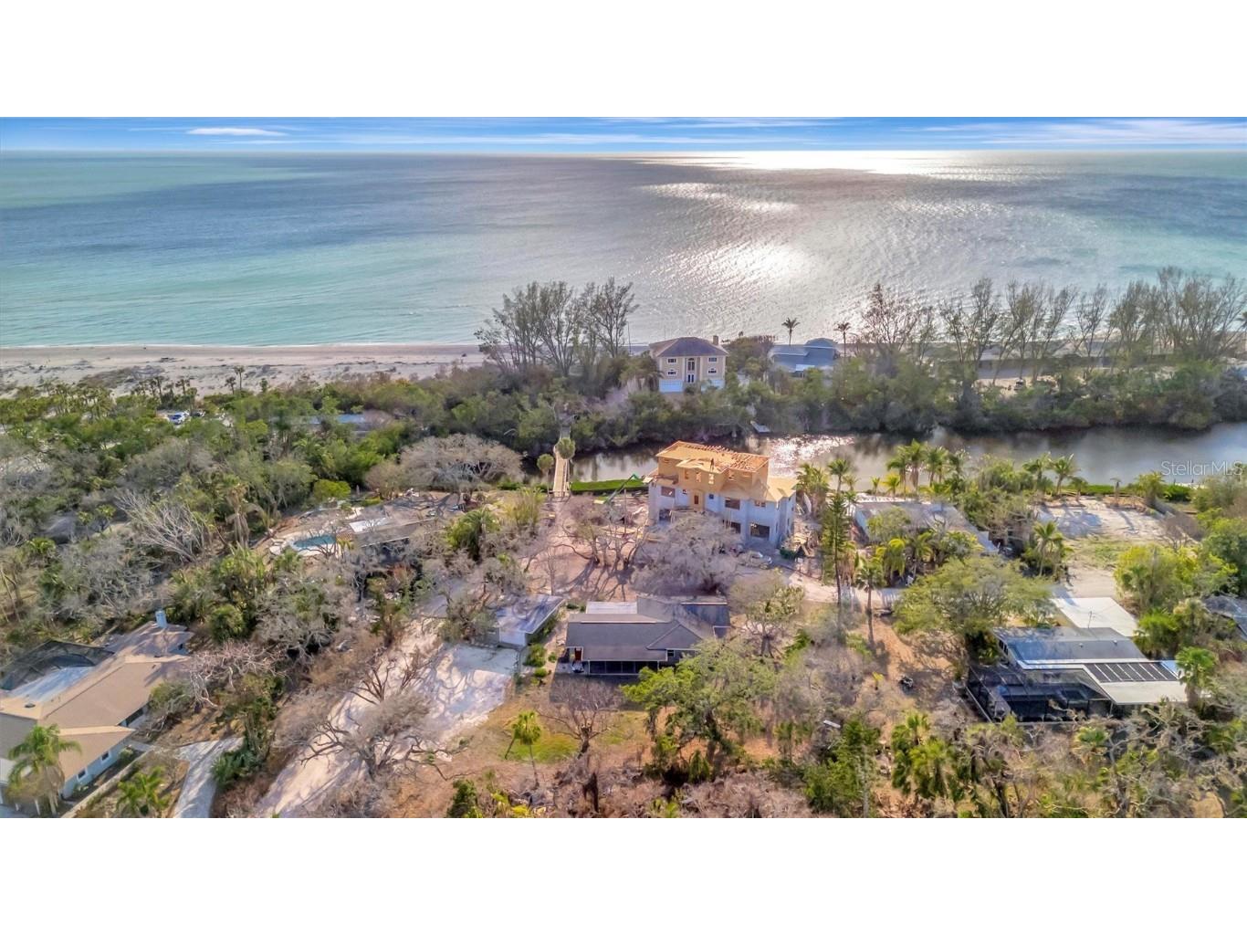 8555 Heron Lagoon Circle Sarasota FL 34242 A4646827 image15