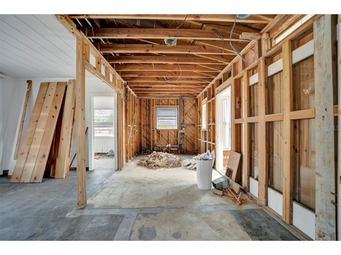 8555 Heron Lagoon Circle Sarasota FL 34242 A4646827 image25