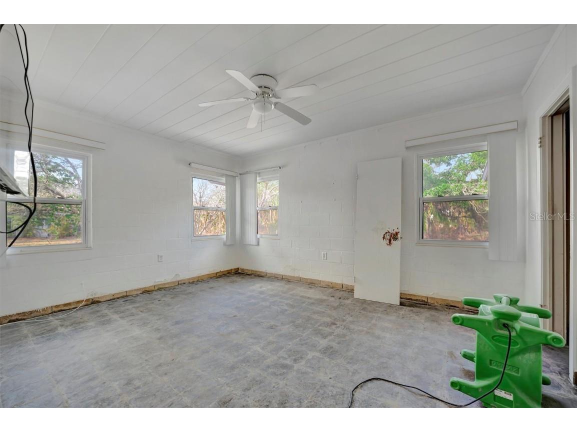 8555 Heron Lagoon Circle Sarasota FL 34242 A4646827 image28