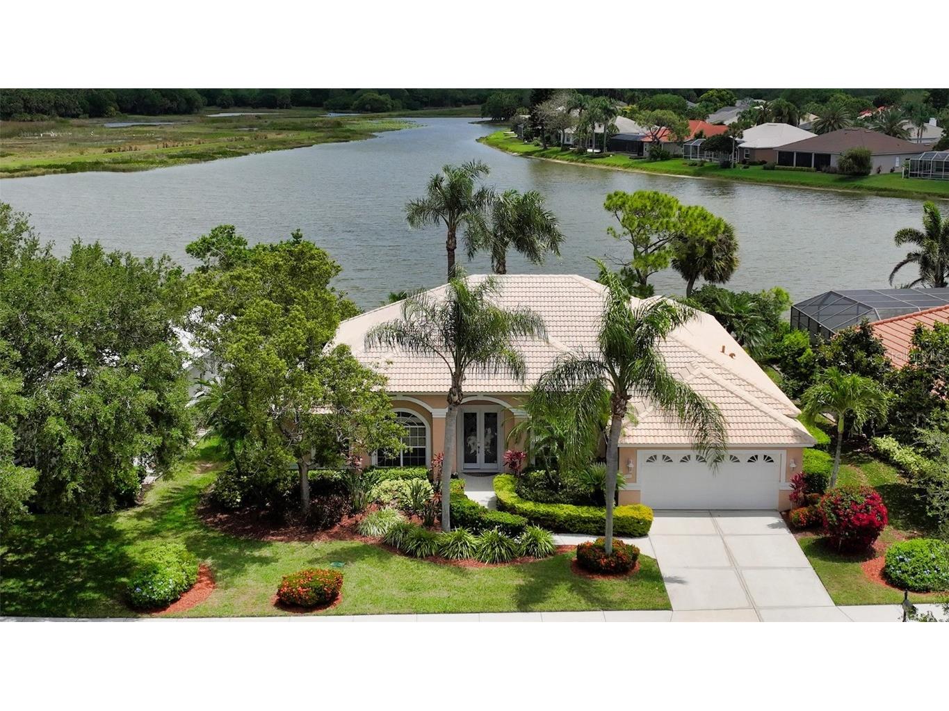 8555 Park Shore Lane Sarasota FL 34238 A4561569 image1