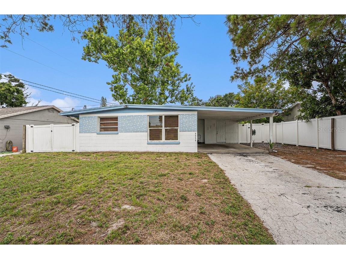 8556 91st Terrace Seminole FL 33777 TB8392904 image1