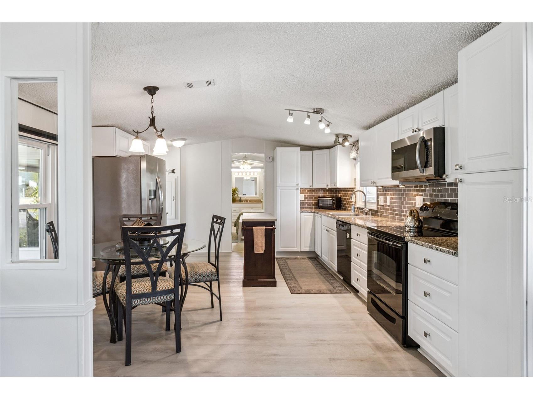 8556 Breeze Hill Drive Lake Wales FL 33898 - LAKE WEOHYAKAPKA L4960487 image5