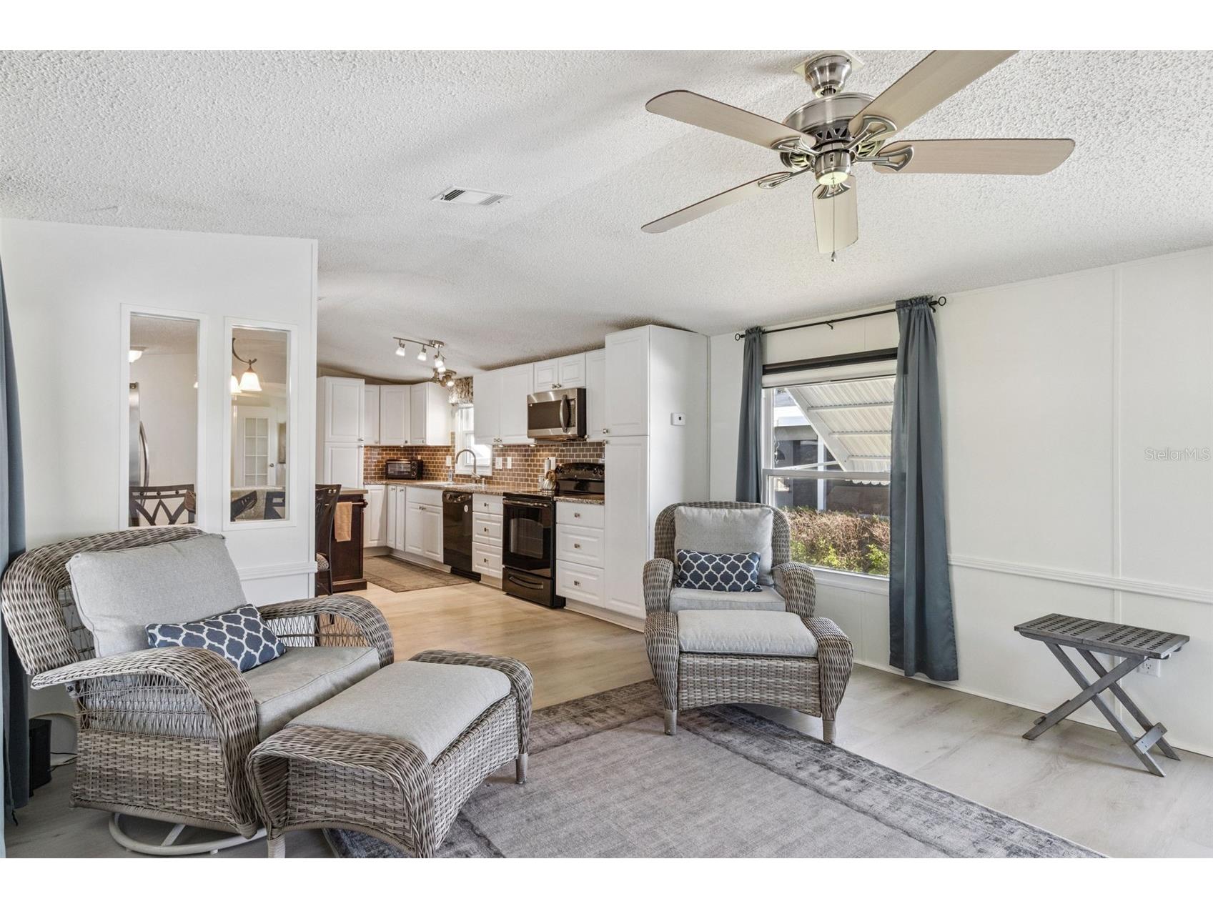 8556 Breeze Hill Drive Lake Wales FL 33898 - LAKE WEOHYAKAPKA L4960487 image8