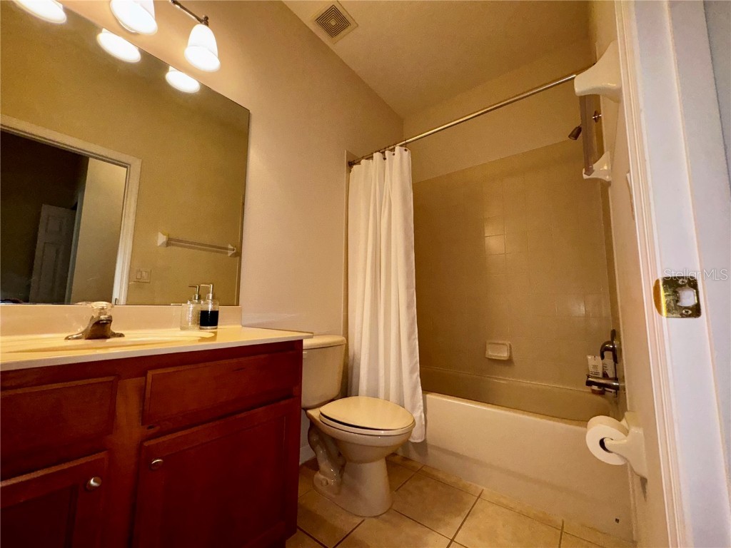 8556 Lake Windham Avenue Orlando FL 32829 O6371679 image18