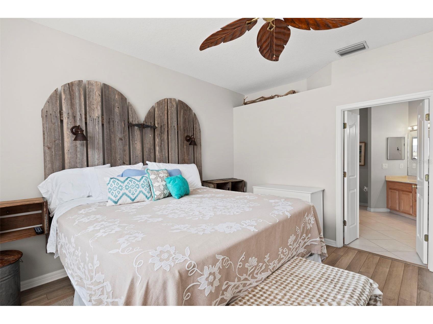 8557 Acorn Ridge Court Tampa FL 33625 TB8512203 image20