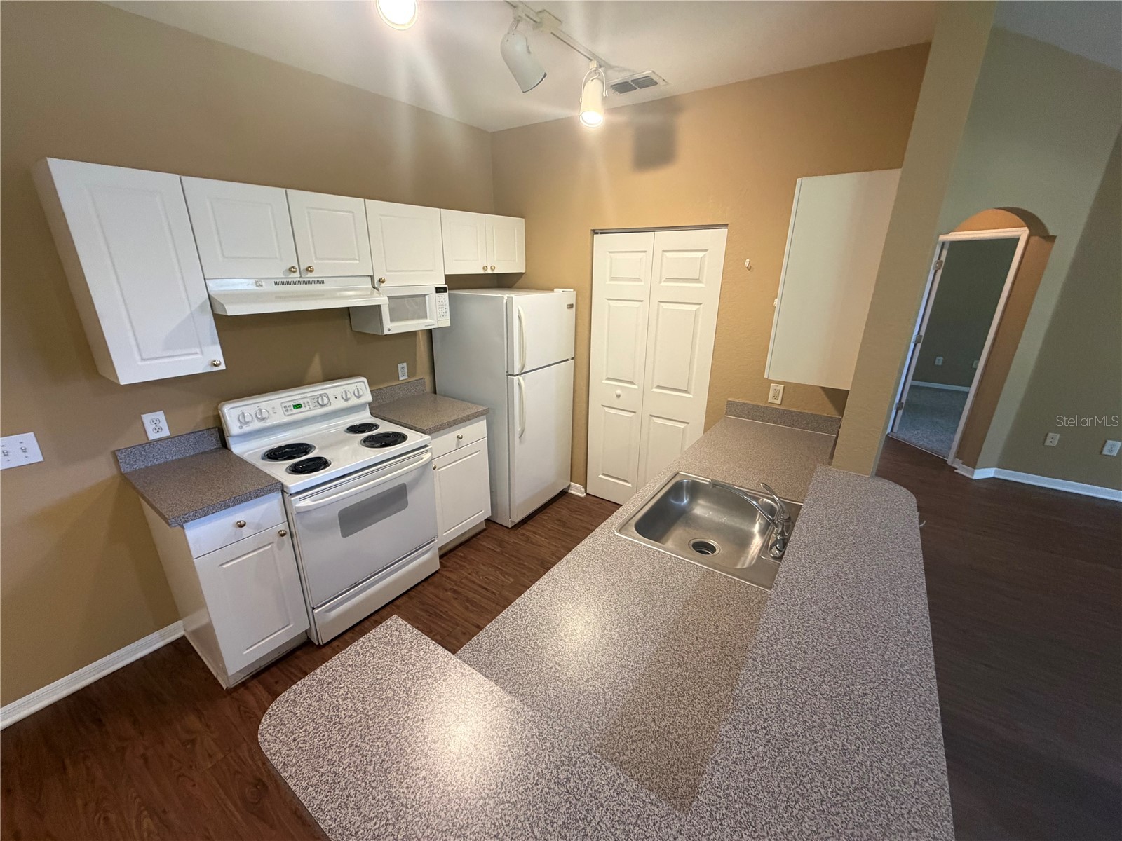 856 Grand Regency Pointe Point #205 Altamonte Springs FL 32714 O6425443 image4