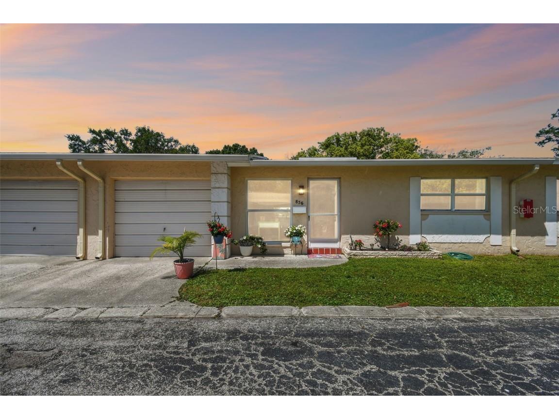 856 Oxford Court Dunedin FL 34698 U8237346 image1