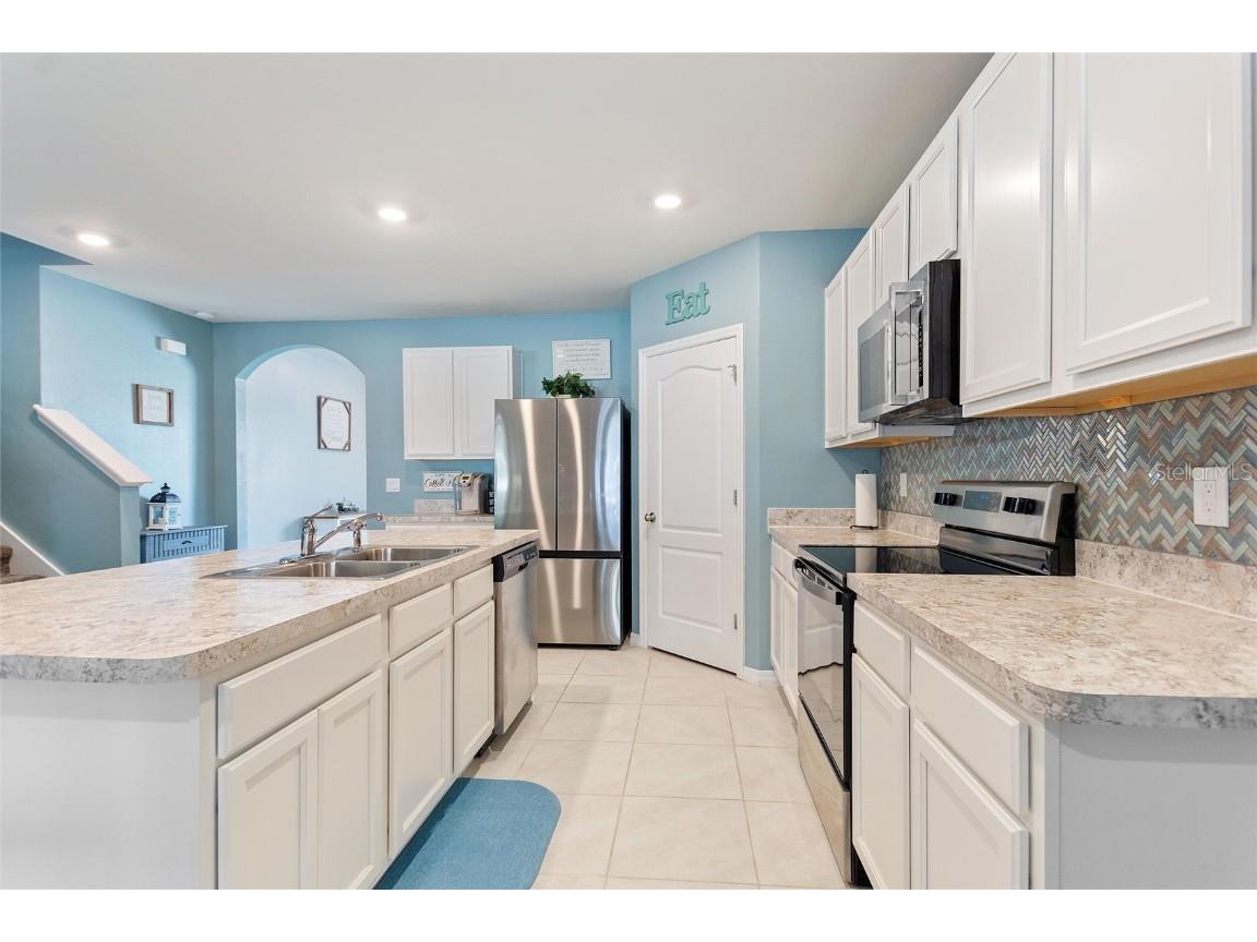 856 Sun Burst Road Winter Haven FL 33880 P4930041 image8