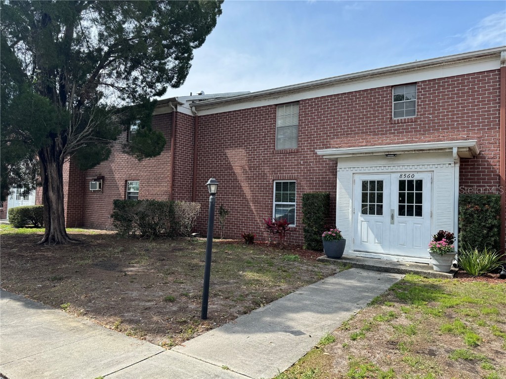 8560 9th Way N #A Saint Petersburg FL 33702 U8233706 image1