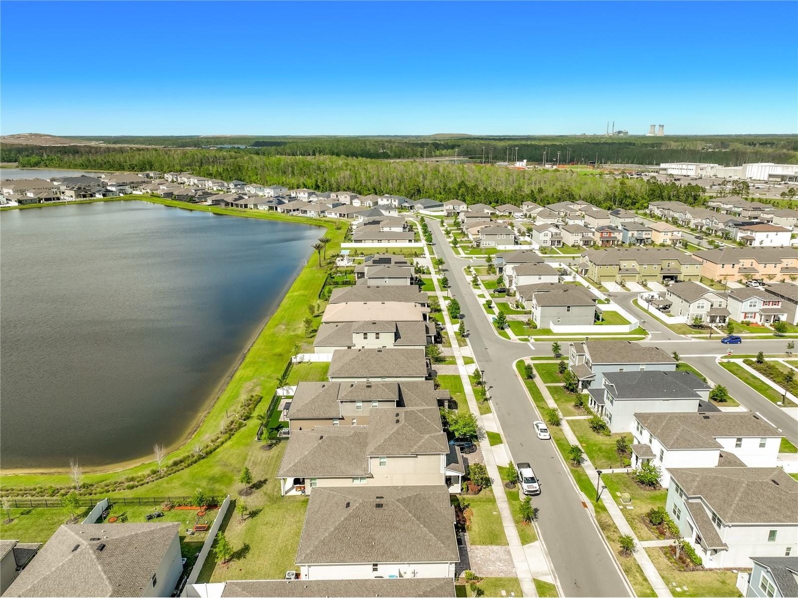 8560 Compass Point Avenue Orlando FL 32832 O6397604 image48