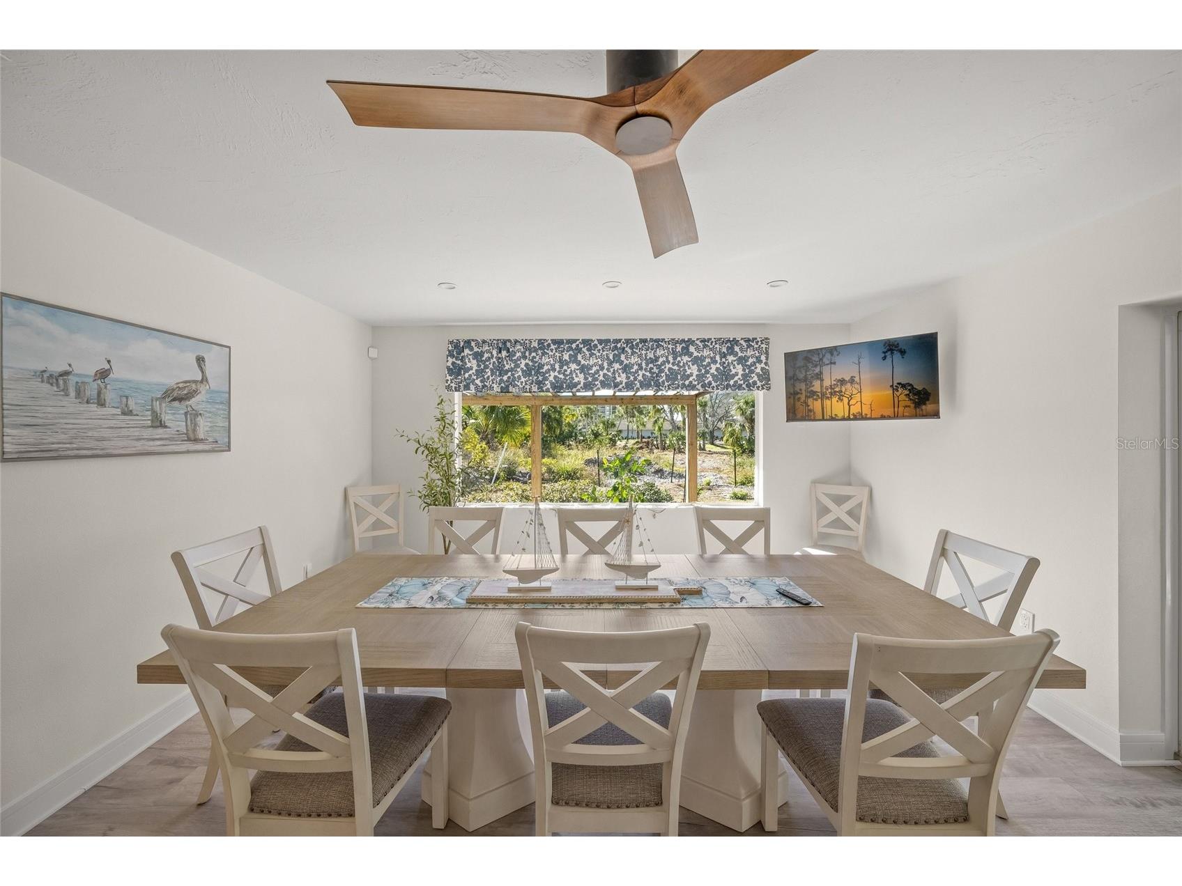 8560 Heron Lagoon Circle Sarasota FL 34242 A4682353 image10
