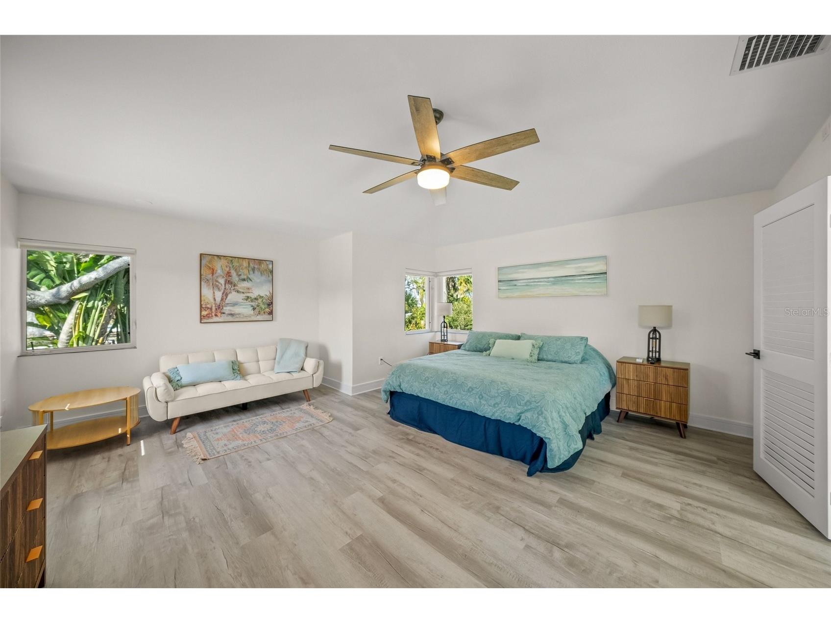 8560 Heron Lagoon Circle Sarasota FL 34242 A4682353 image26