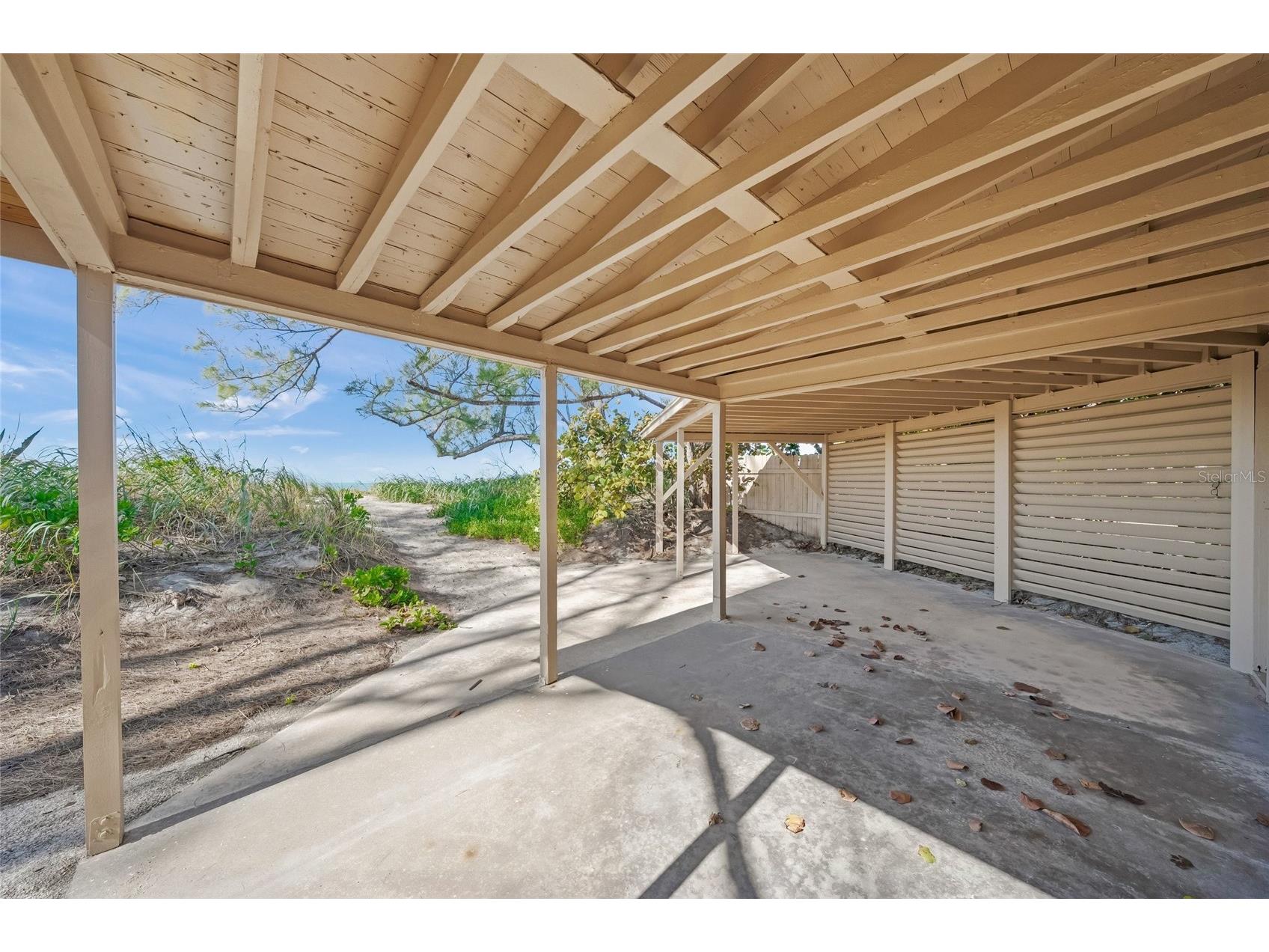 8560 Heron Lagoon Circle Sarasota FL 34242 A4682353 image41