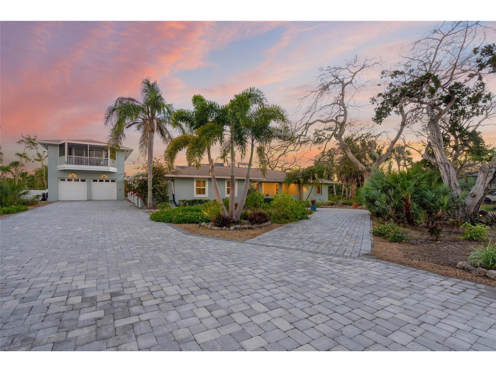 8560 Heron Lagoon Circle Sarasota FL 34242 A4682353 image54