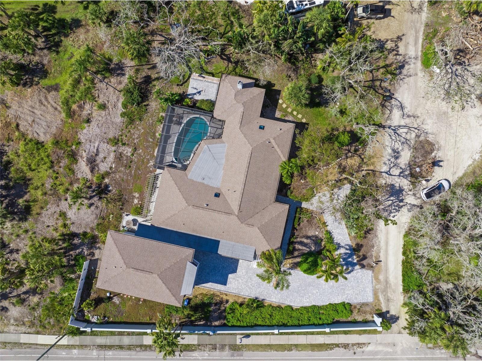 8560 Heron Lagoon Circle Sarasota FL 34242 A4682353 image6