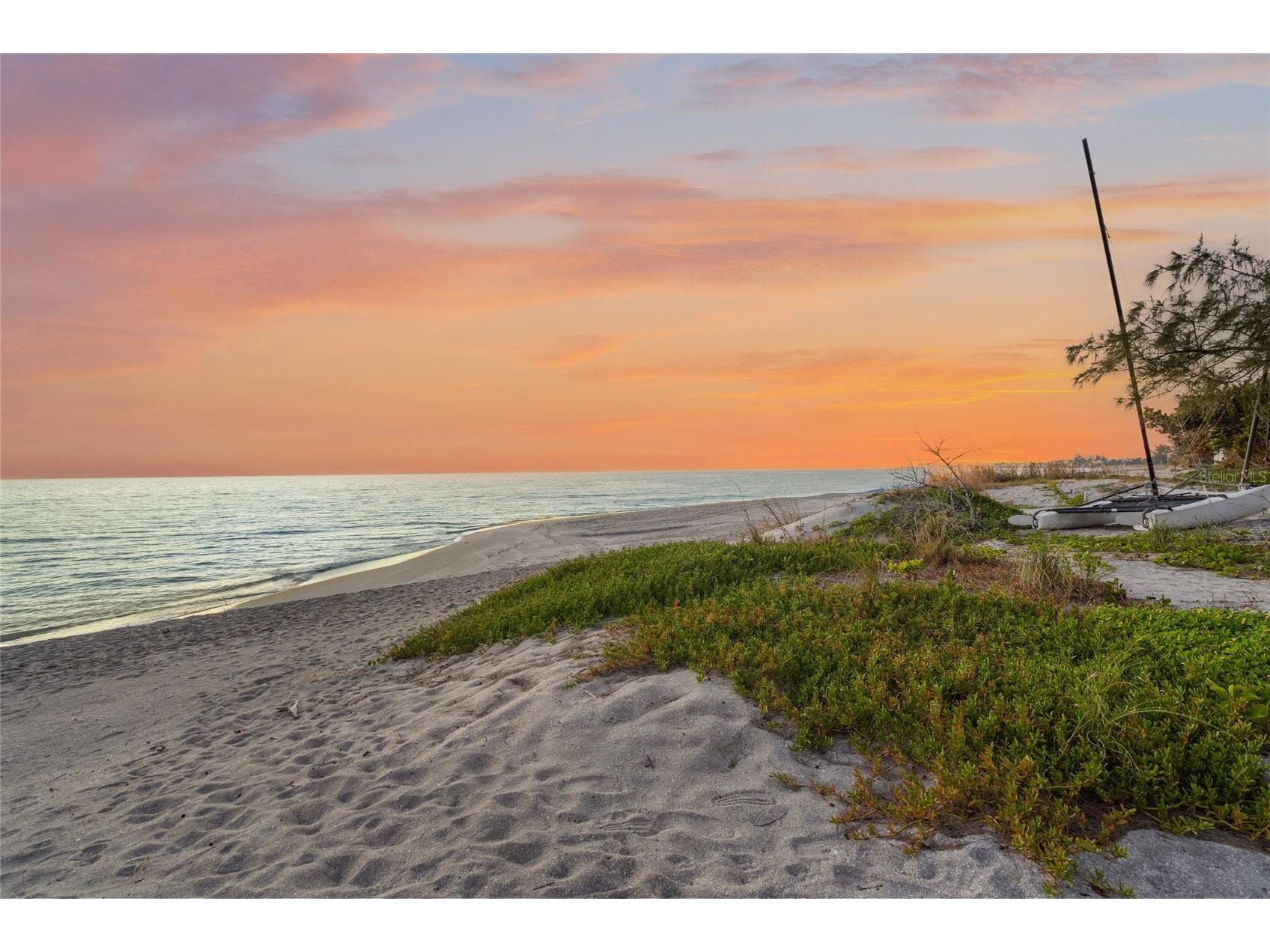 8560 Heron Lagoon Circle Sarasota FL 34242 A4682353 image67