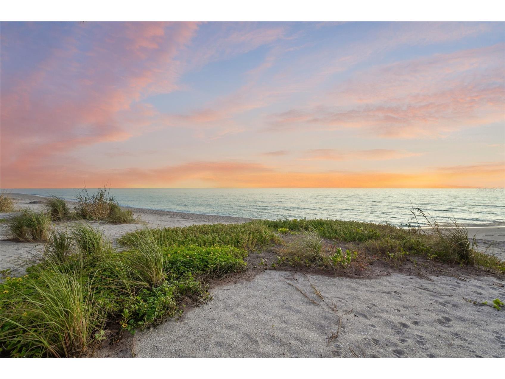 8560 Heron Lagoon Circle Sarasota FL 34242 A4682353 image68