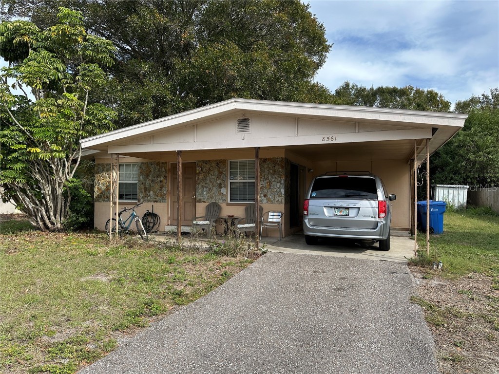 8561 Mockingbird Lane Seminole FL 33777 U8225152 image1