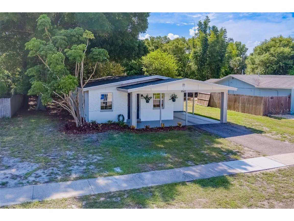 8561 Mockingbird Lane Seminole FL 33777 U8245772 image1