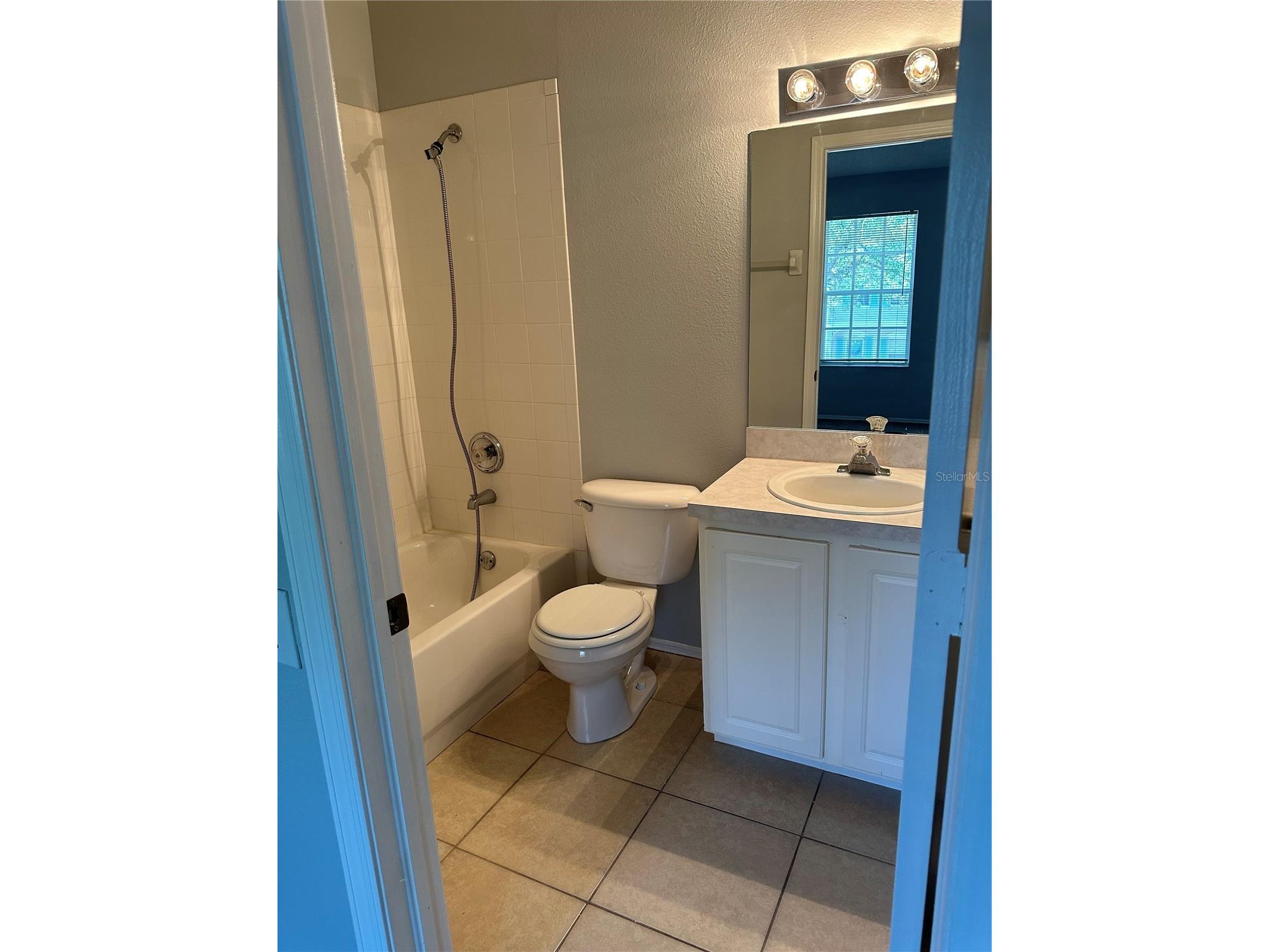 8563 Hunters Key Circle Tampa FL 33647 TB8520723 image12
