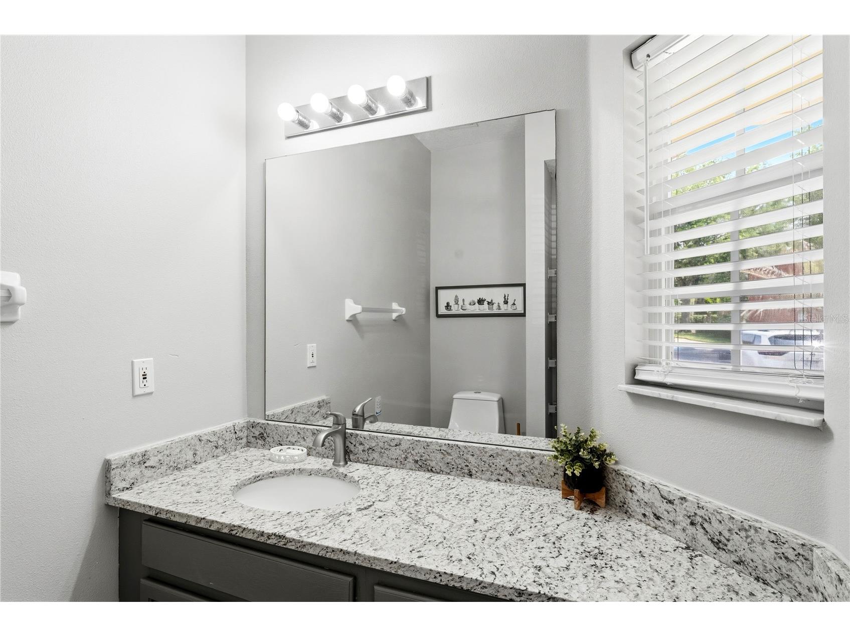 8564 Crystal Cove Loop Kissimmee FL 34747 O6408273 image11