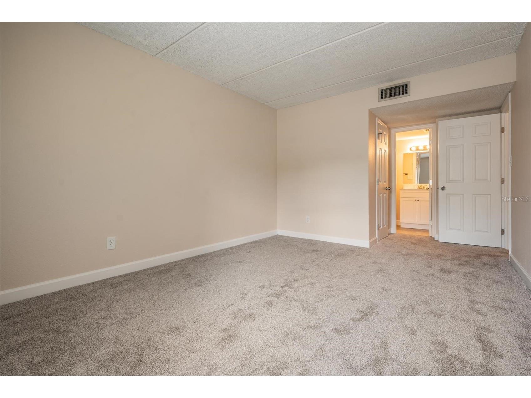 8565 12th Way N #A Saint Petersburg FL 33702 TB8504848 image20
