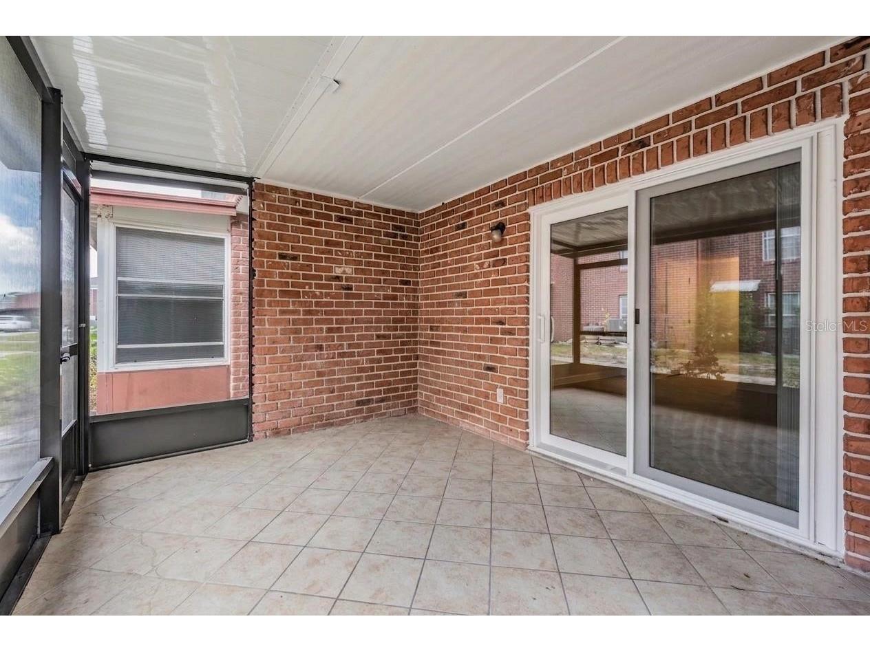 8565 12th Way N #A Saint Petersburg FL 33702 TB8504848 image8