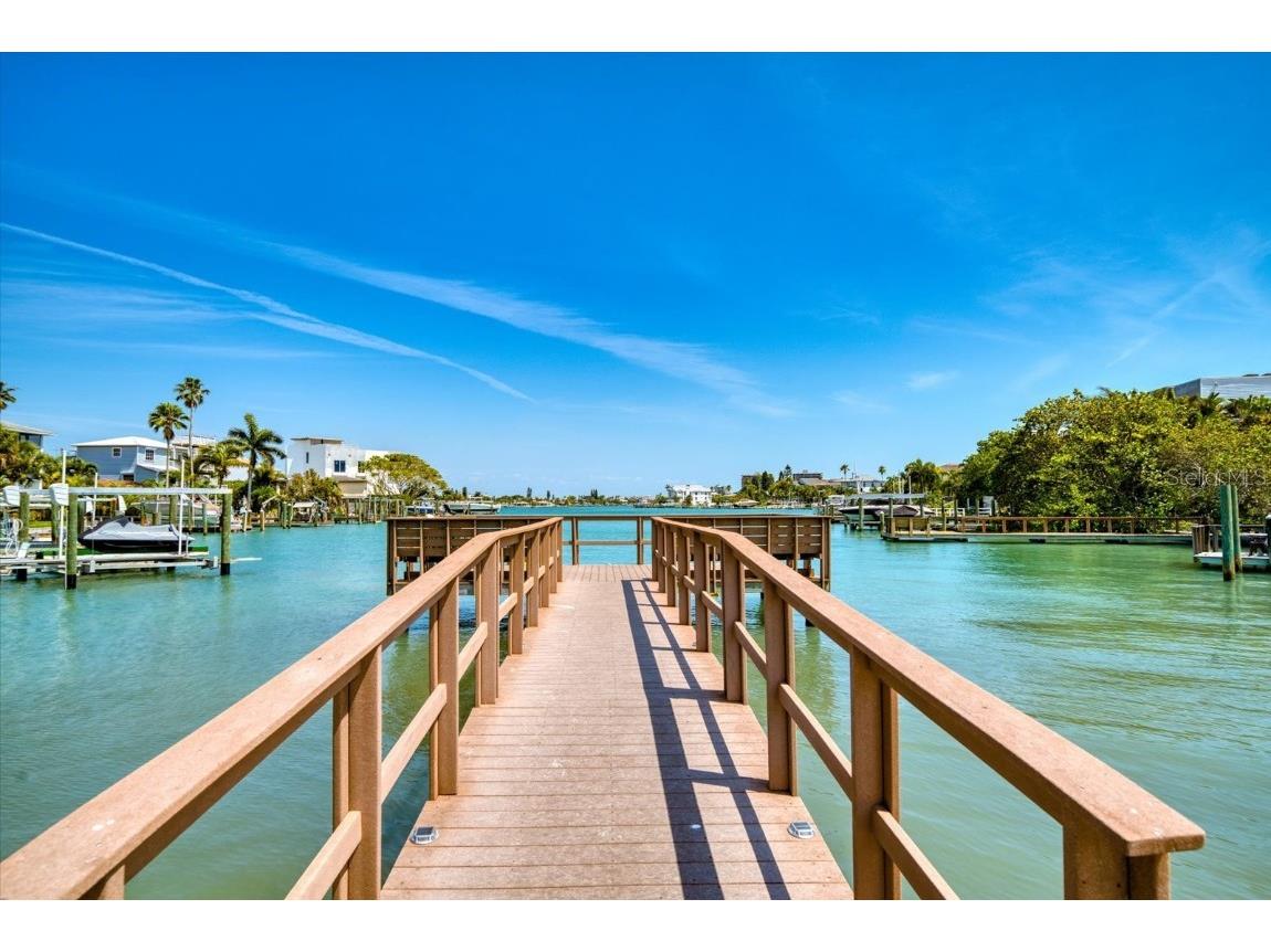 8565 W Gulf Boulevard #17S Treasure Island FL 33706 - BLIND PASS WATERWAY U8200478 image1