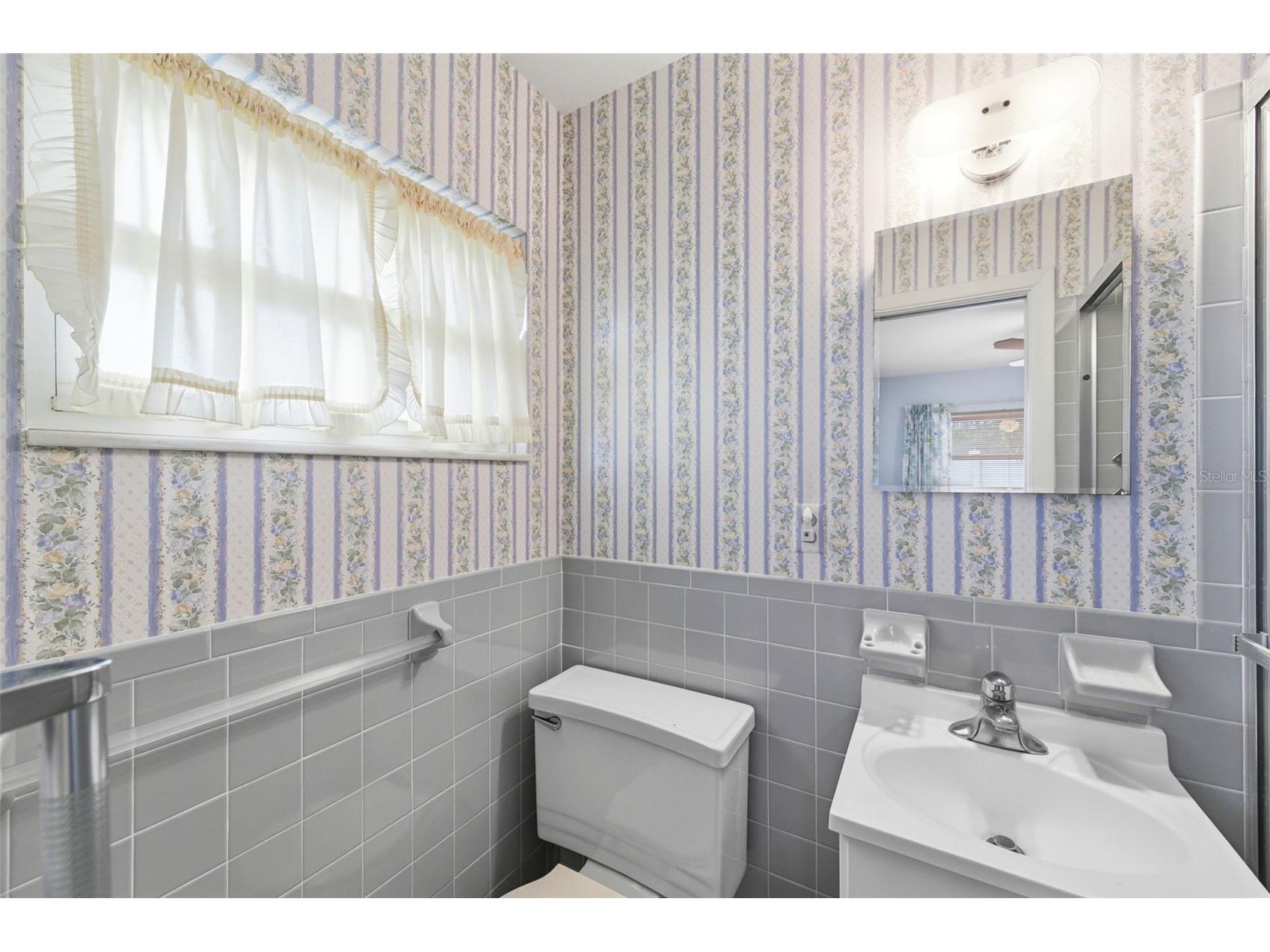8566 108th Way Seminole FL 33772 TB8516147 image22