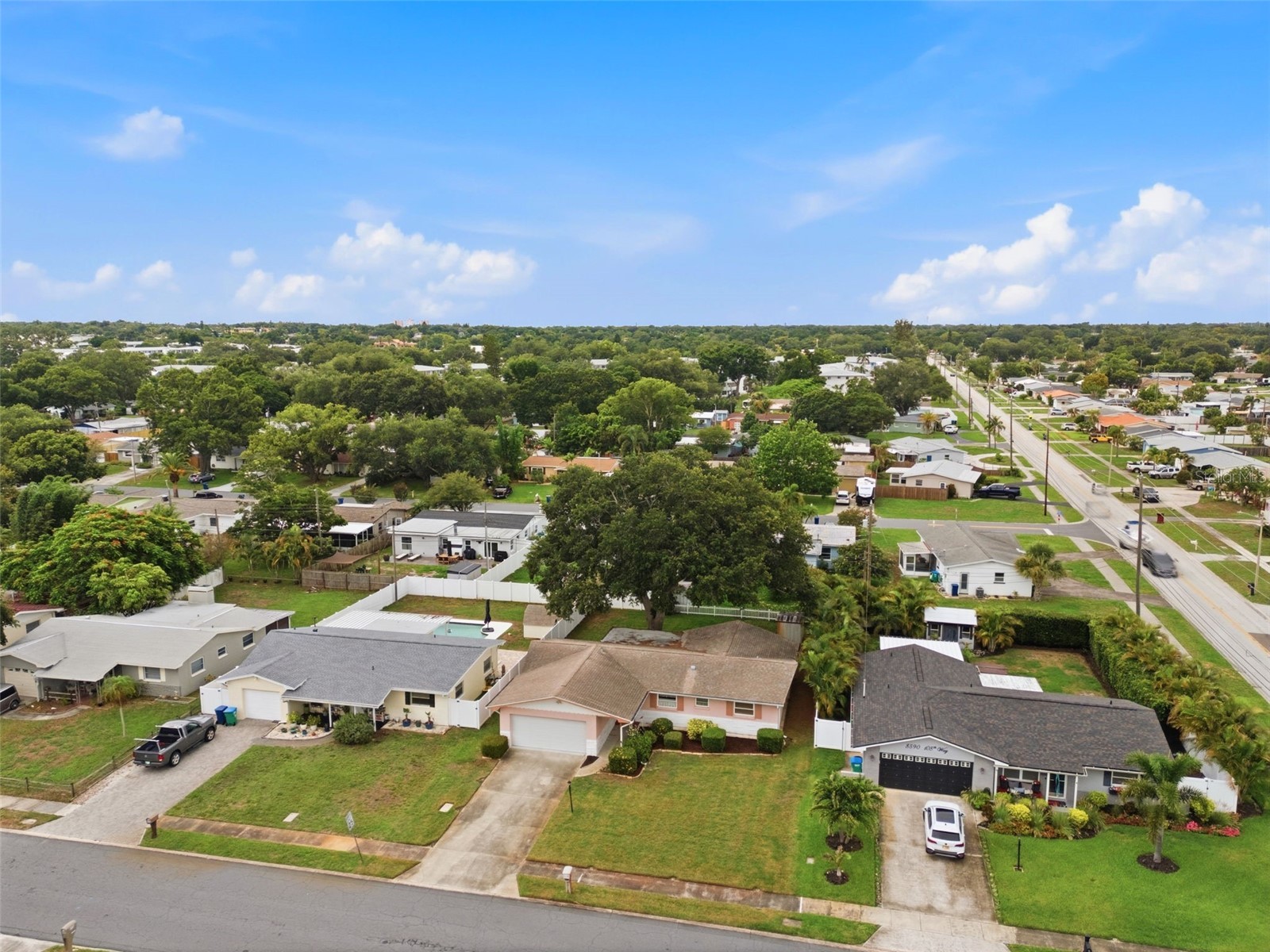 8566 108th Way Seminole FL 33772 TB8516147 image48