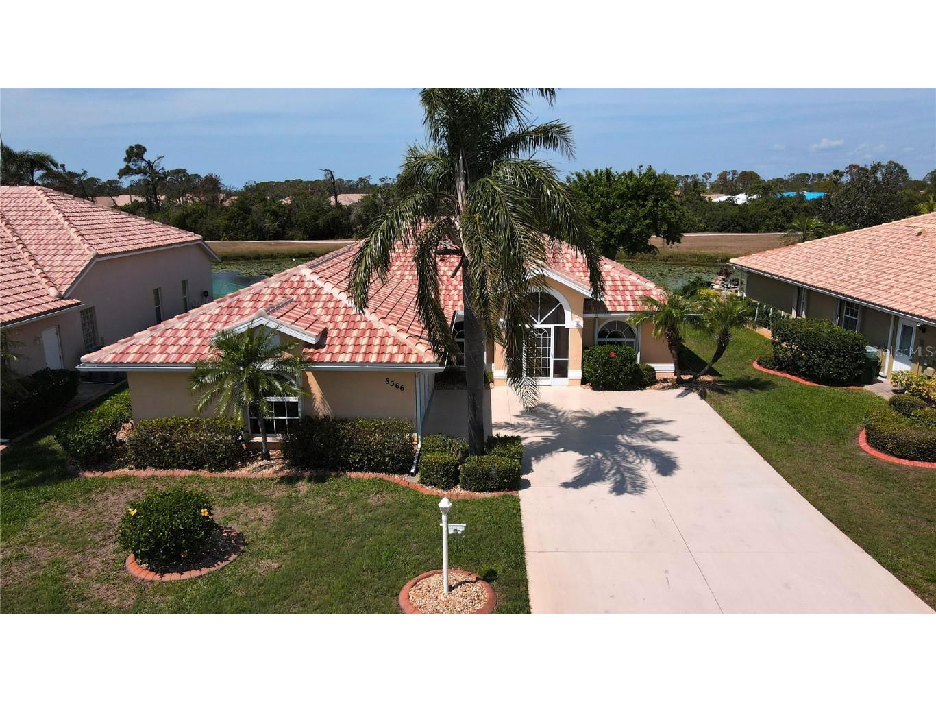 8566 Lakeside Dr Englewood FL 34224 A4562972 image1