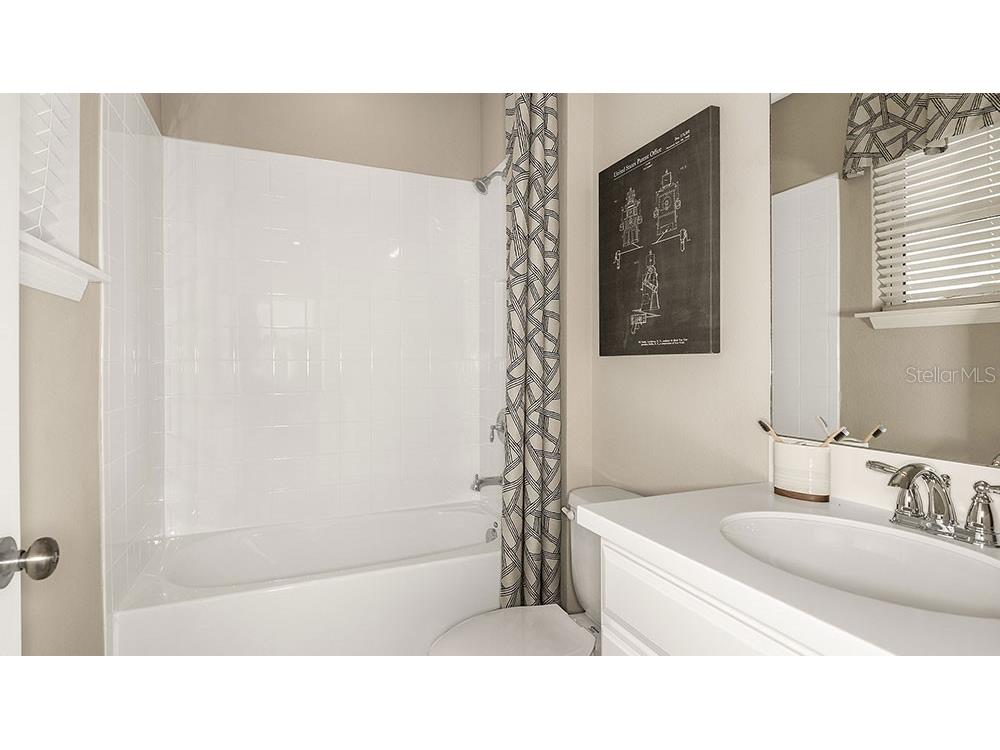 8568 Snowfall Street Sarasota FL 34241 A4675692 image18