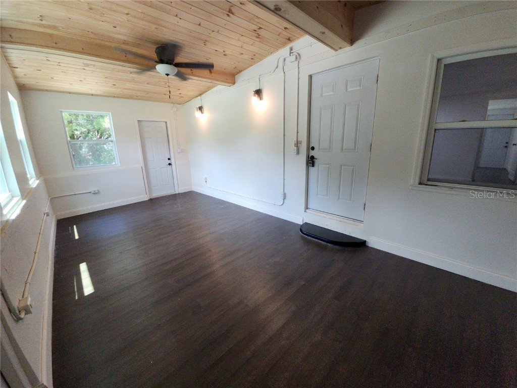 8569 W Admiral Byrd Lane Crystal River FL 34429 W7878128 image4