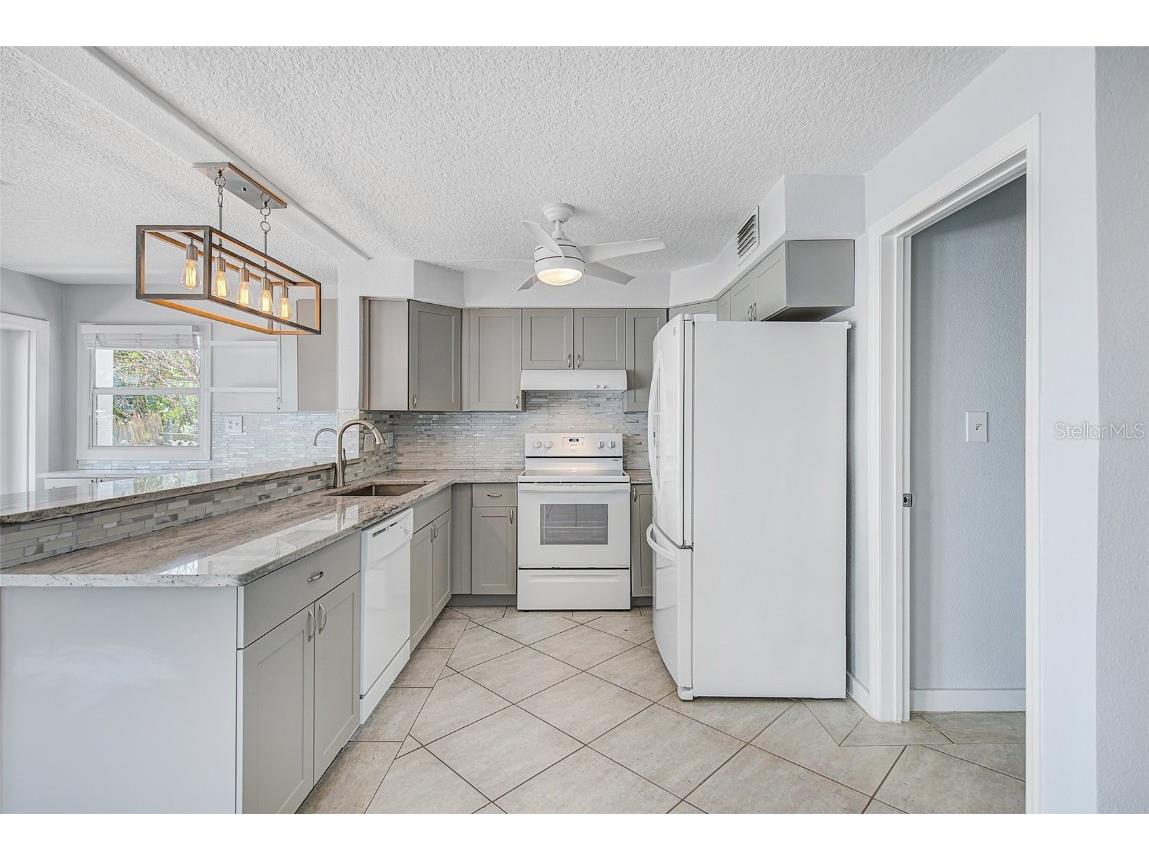 857 180th Avenue E Redington Shores FL 33708 - INTRACOASTAL WATERWAY TB8451122 image20