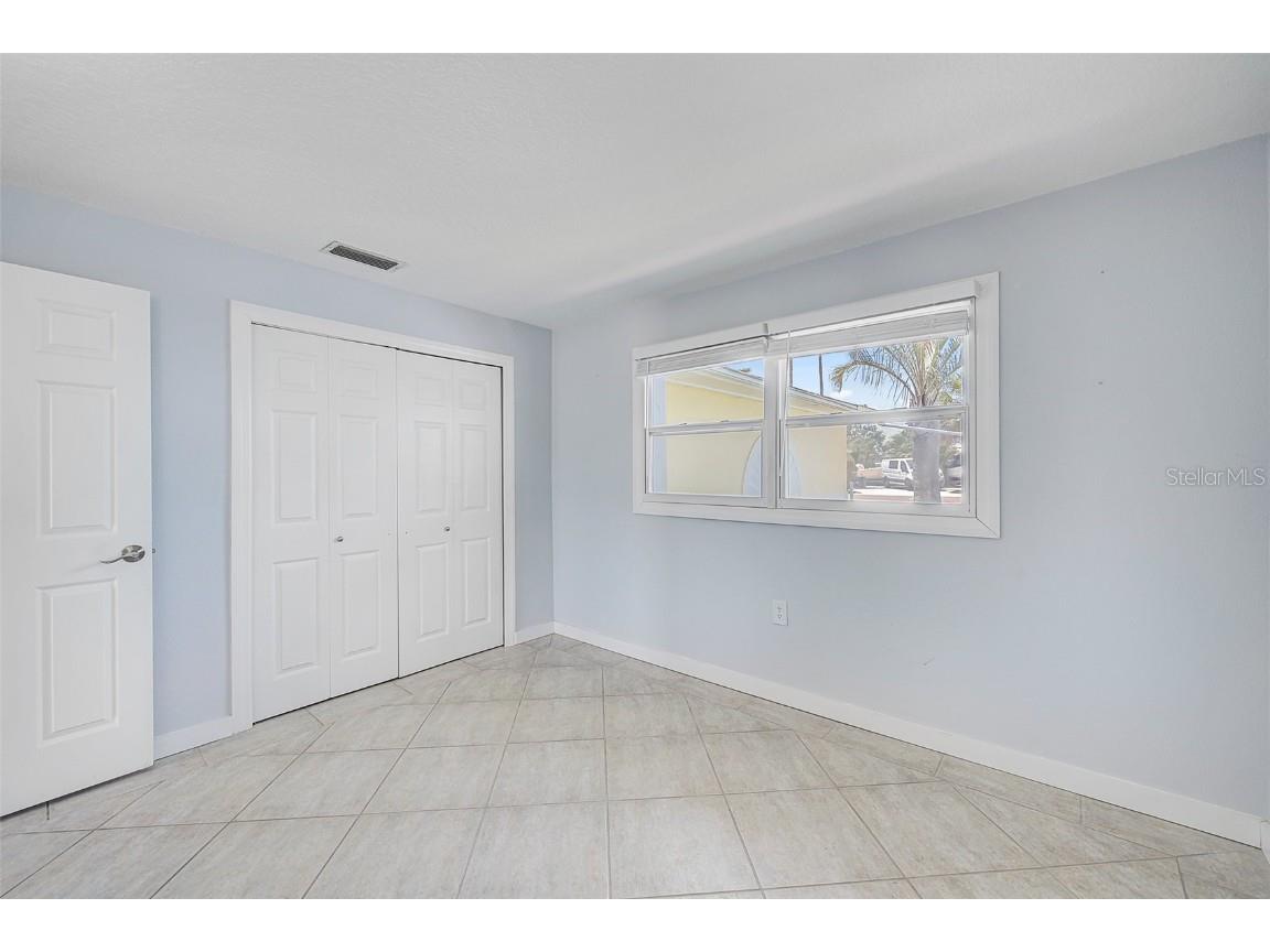 857 180th Avenue E Redington Shores FL 33708 - INTRACOASTAL WATERWAY TB8451122 image3