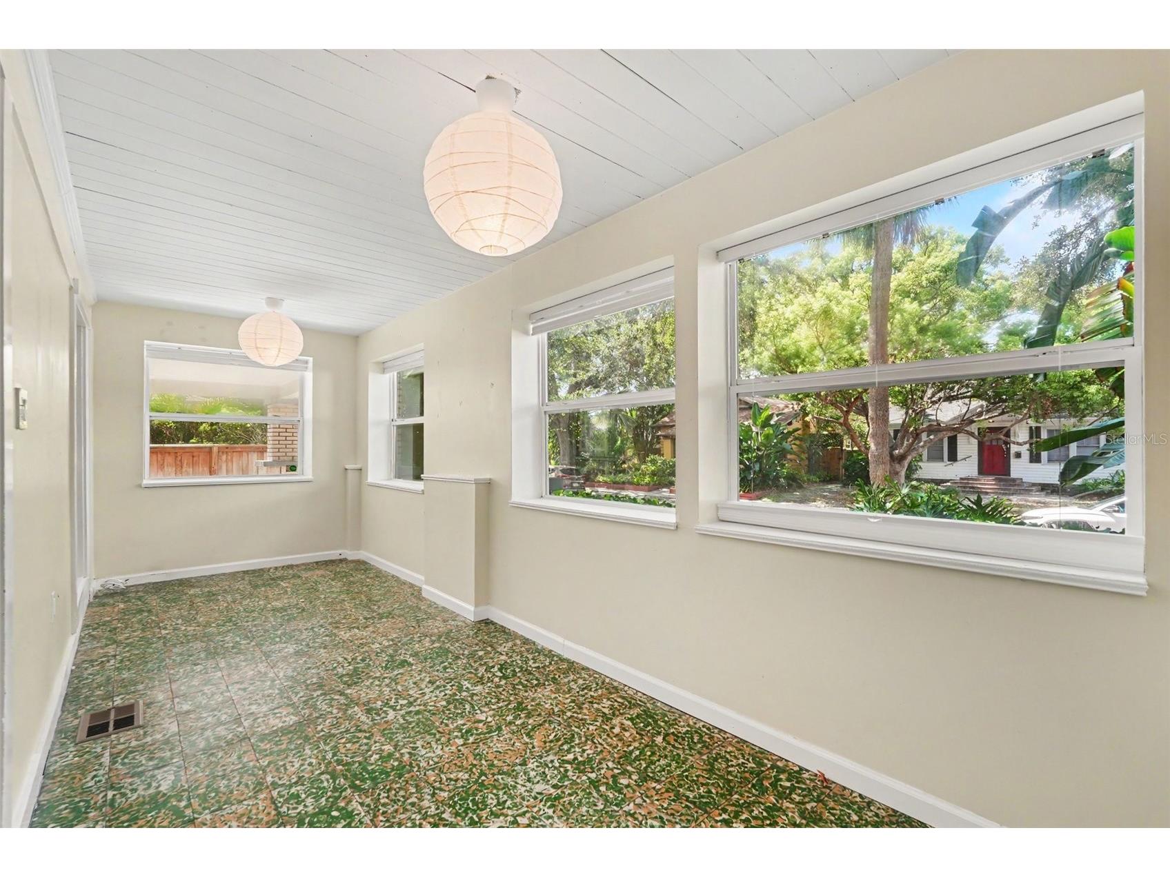 857 21st Avenue N Saint Petersburg FL 33704 TB8521155 image16