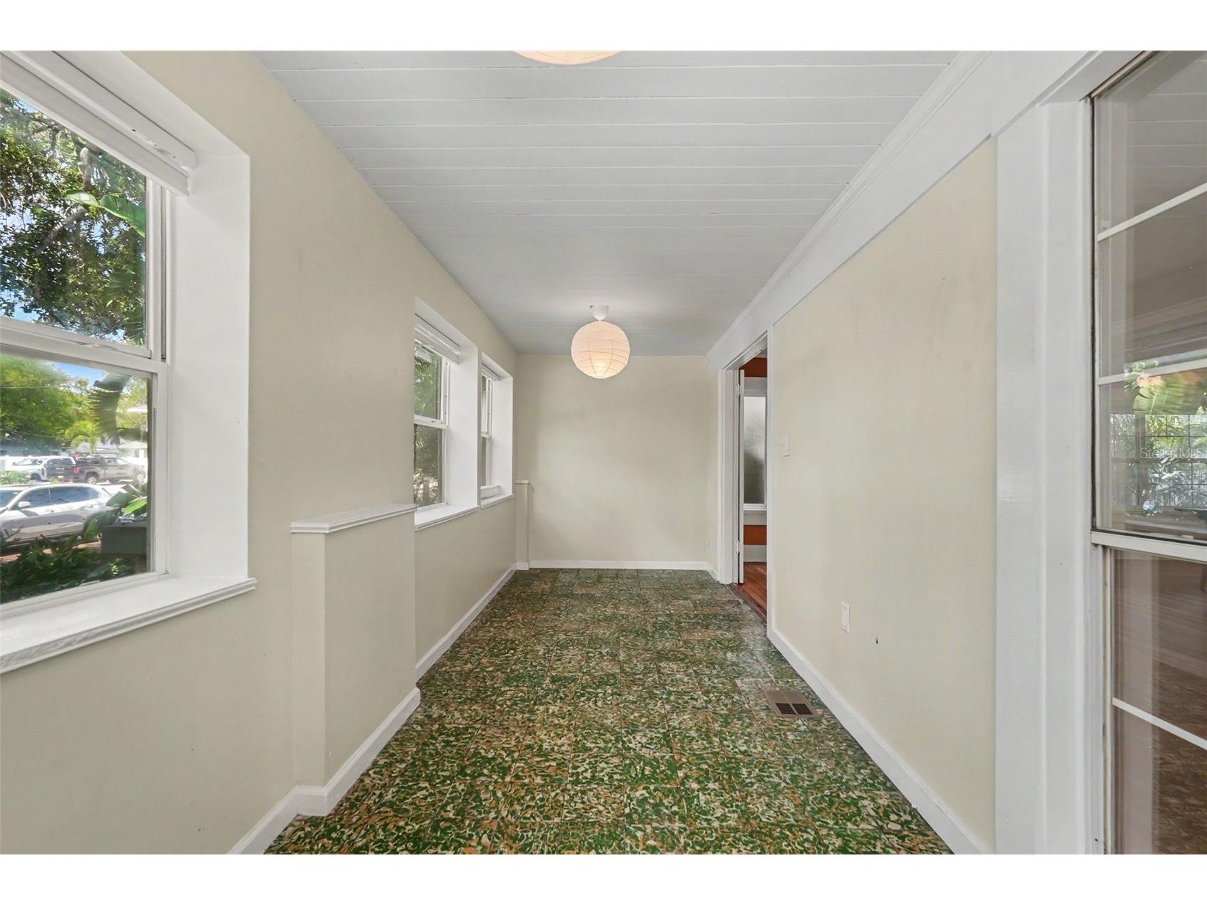 857 21st Avenue N Saint Petersburg FL 33704 TB8521155 image17