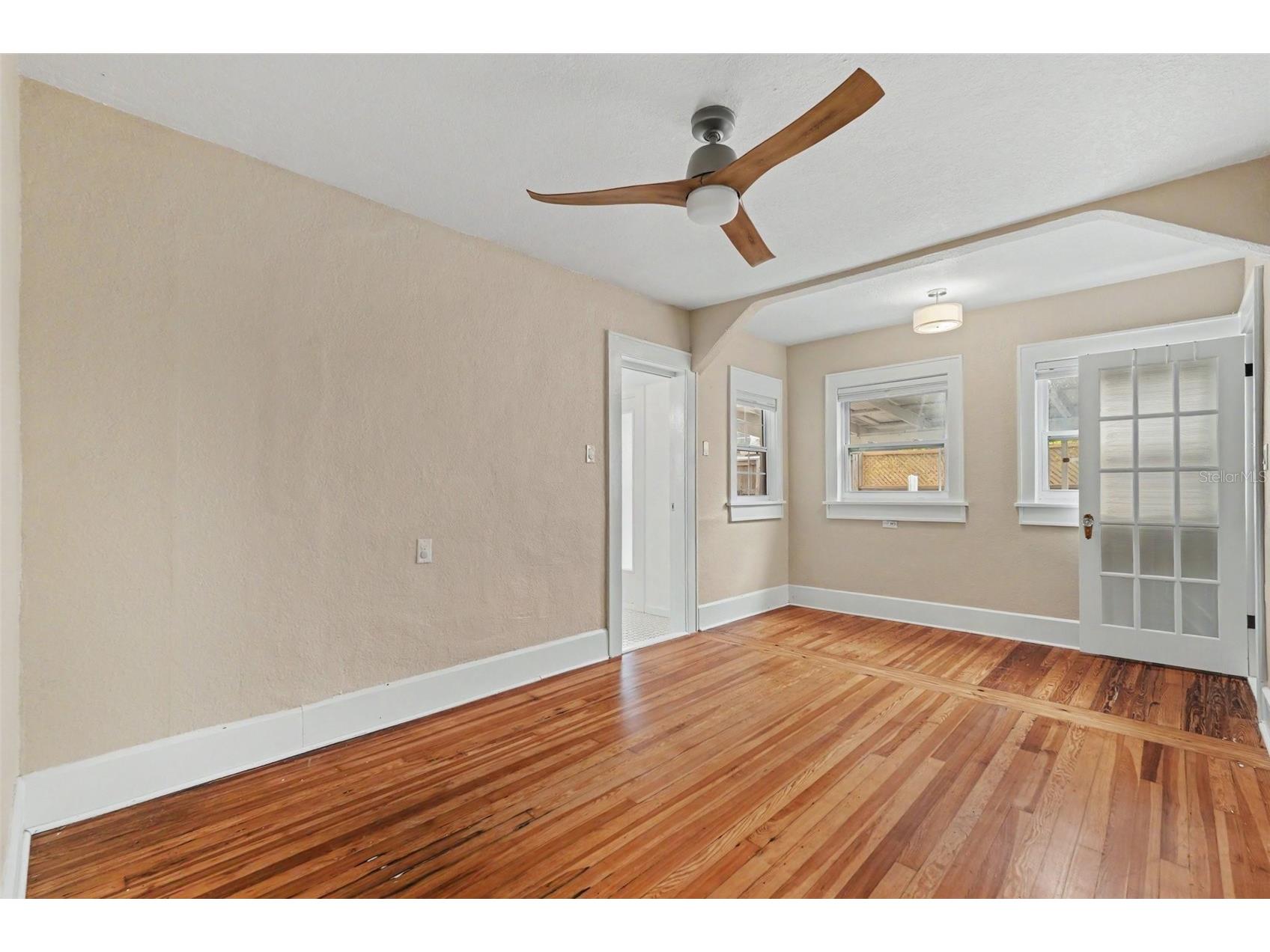 857 21st Avenue N Saint Petersburg FL 33704 TB8521155 image20