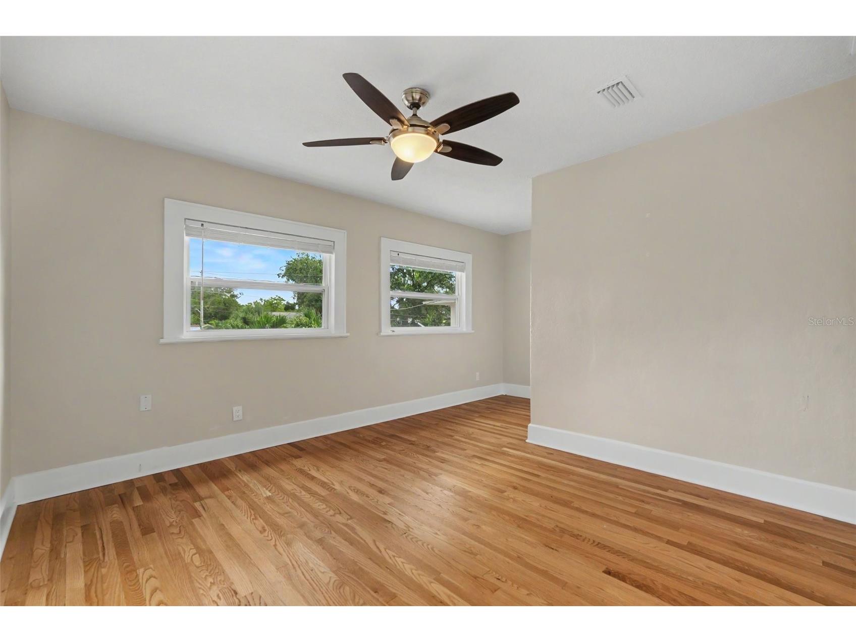 857 21st Avenue N Saint Petersburg FL 33704 TB8521155 image30