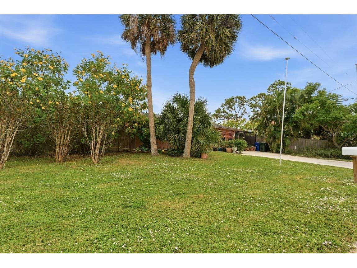 857 Palmetto Street Englewood FL 34223 A4670750 image35