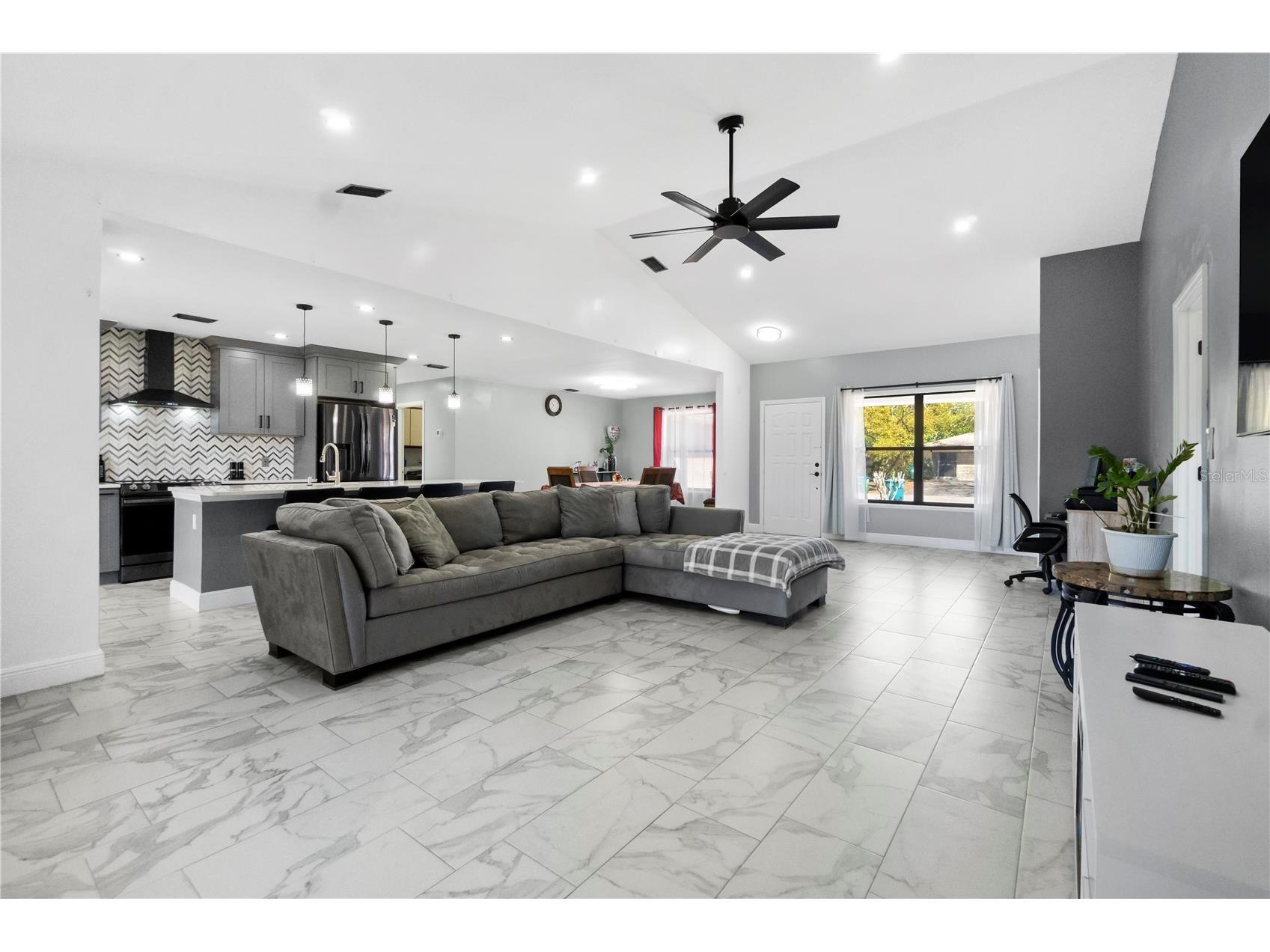 857 S Atmore Circle Deltona FL 32725 G5108619 image3