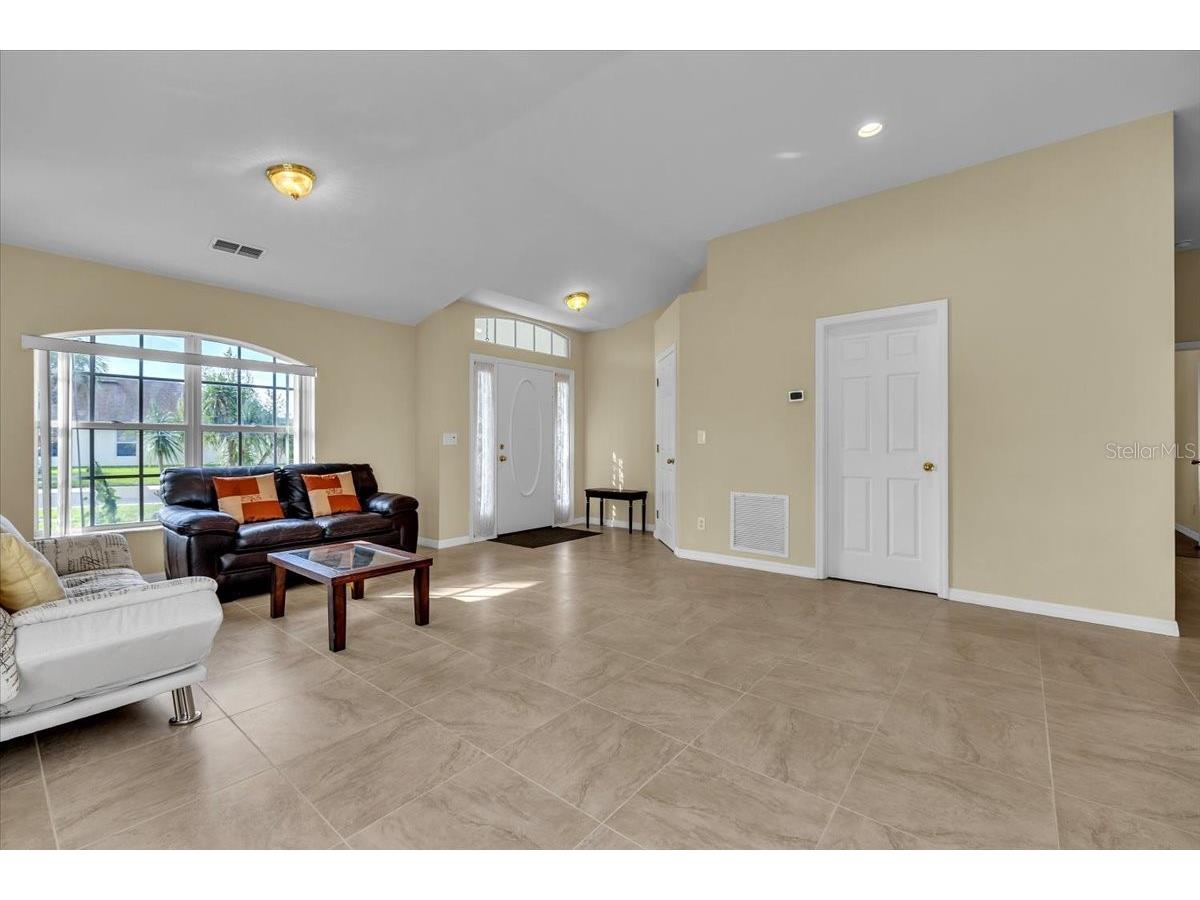8571 Gassner Way Lehigh Acres FL 33972 TB8493105 image11
