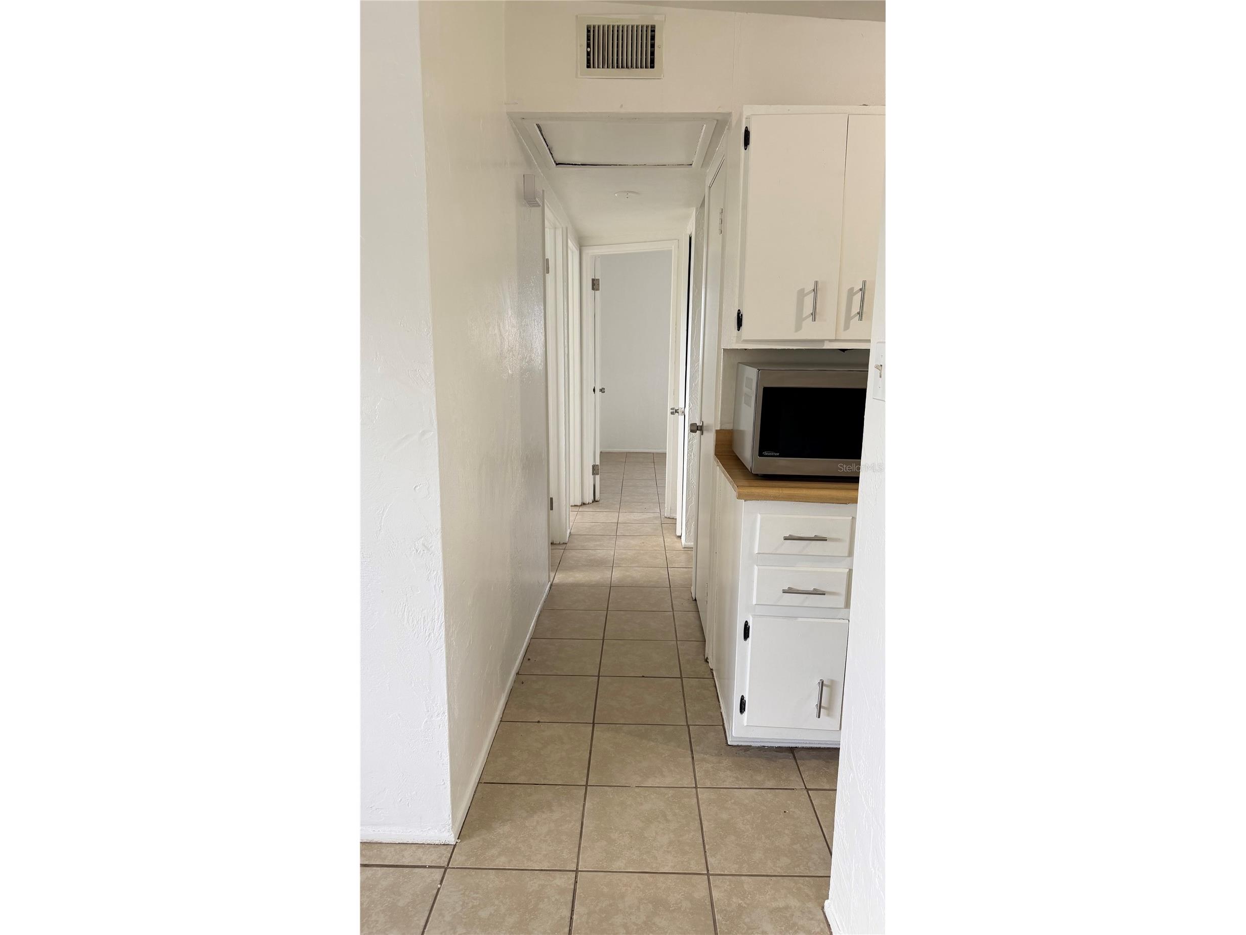 8574 94th Avenue Seminole FL 33777 TB8519508 image5