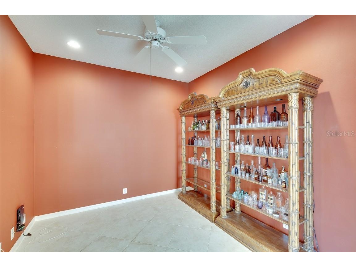 8575 54th Avenue Circle E. Circle E Bradenton FL 34211 A4670711 image22