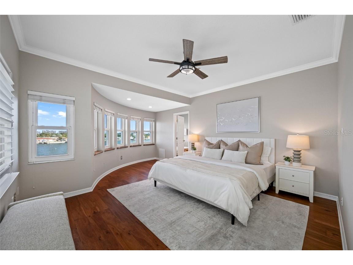 8575 Sunset Court Treasure Island FL 33706 - BLIND PASS WATERWAY TB8435164 image27