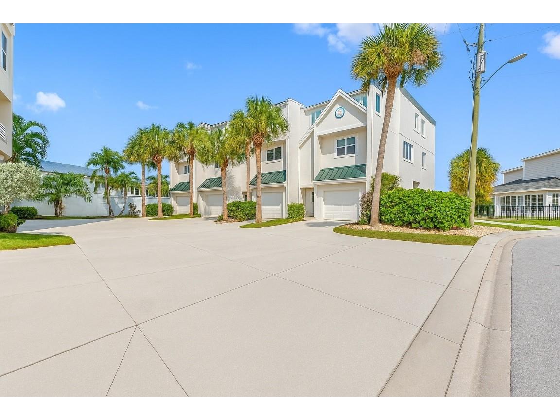 8575 Sunset Court Treasure Island FL 33706 - BLIND PASS WATERWAY TB8435164 image36