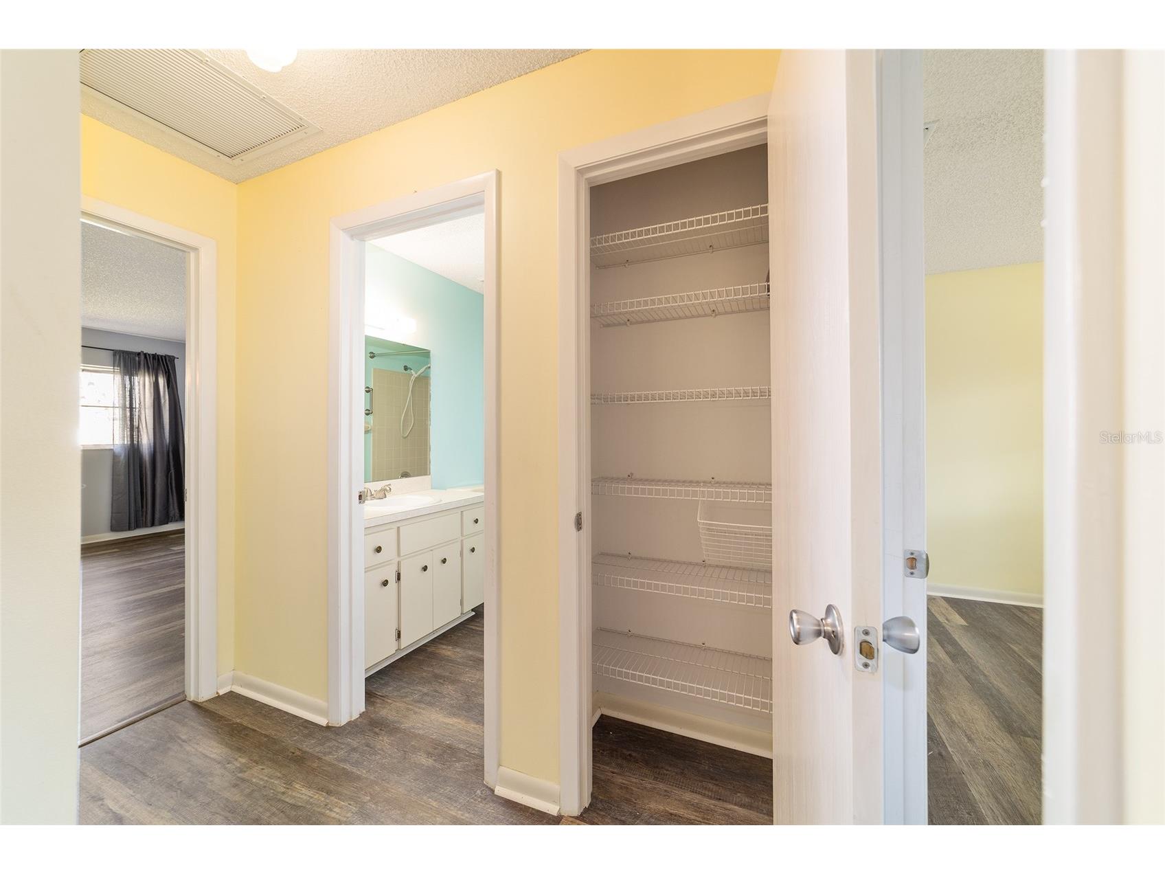 8575 SW 90th Lane #B Ocala FL 34481 OM720779 image30