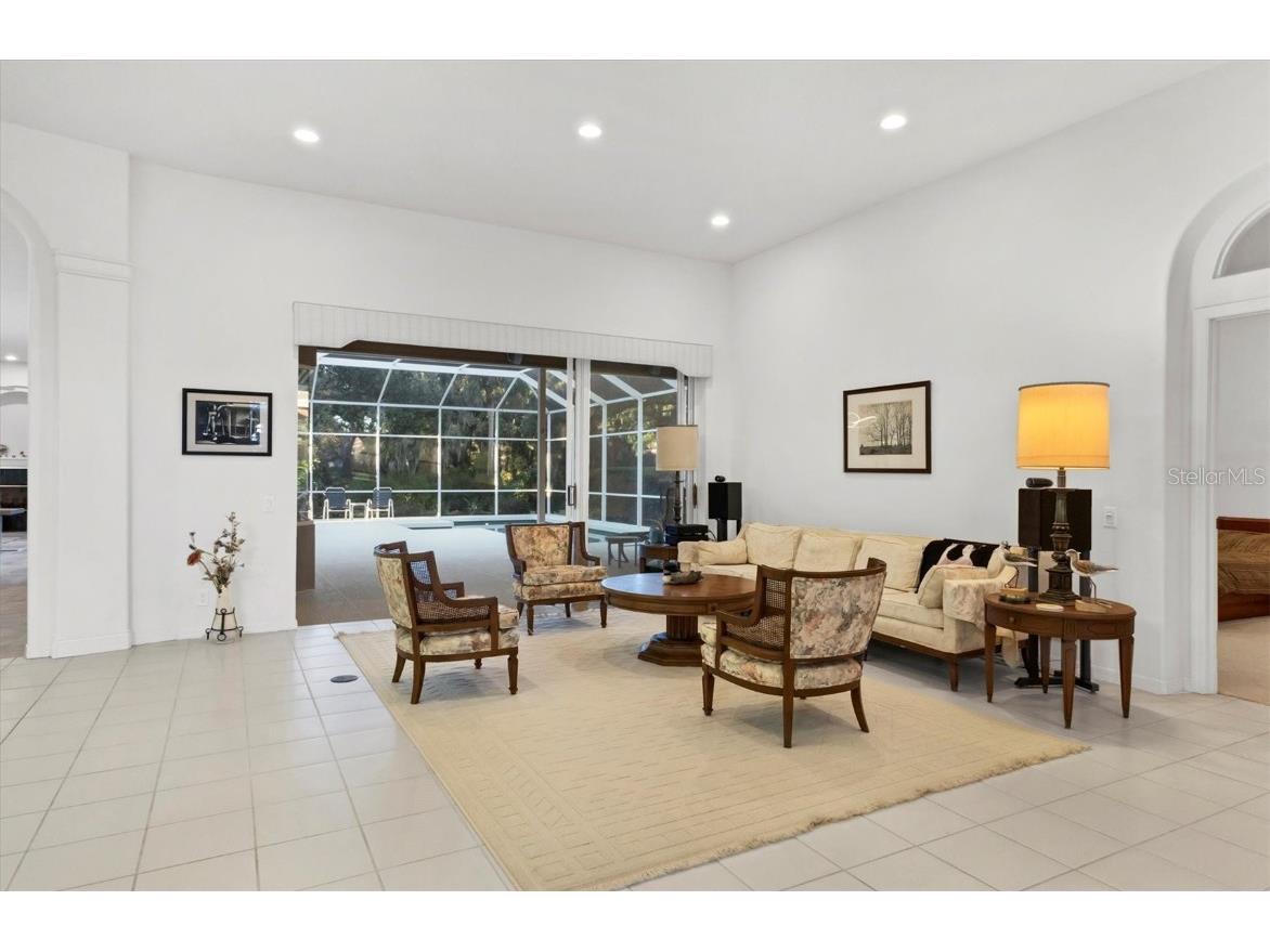 8576 Woodbriar Drive Sarasota FL 34238 A4674889 image10