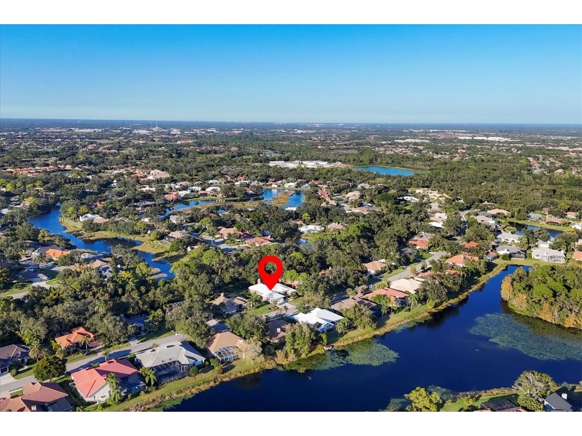 8576 Woodbriar Drive Sarasota FL 34238 A4674889 image31