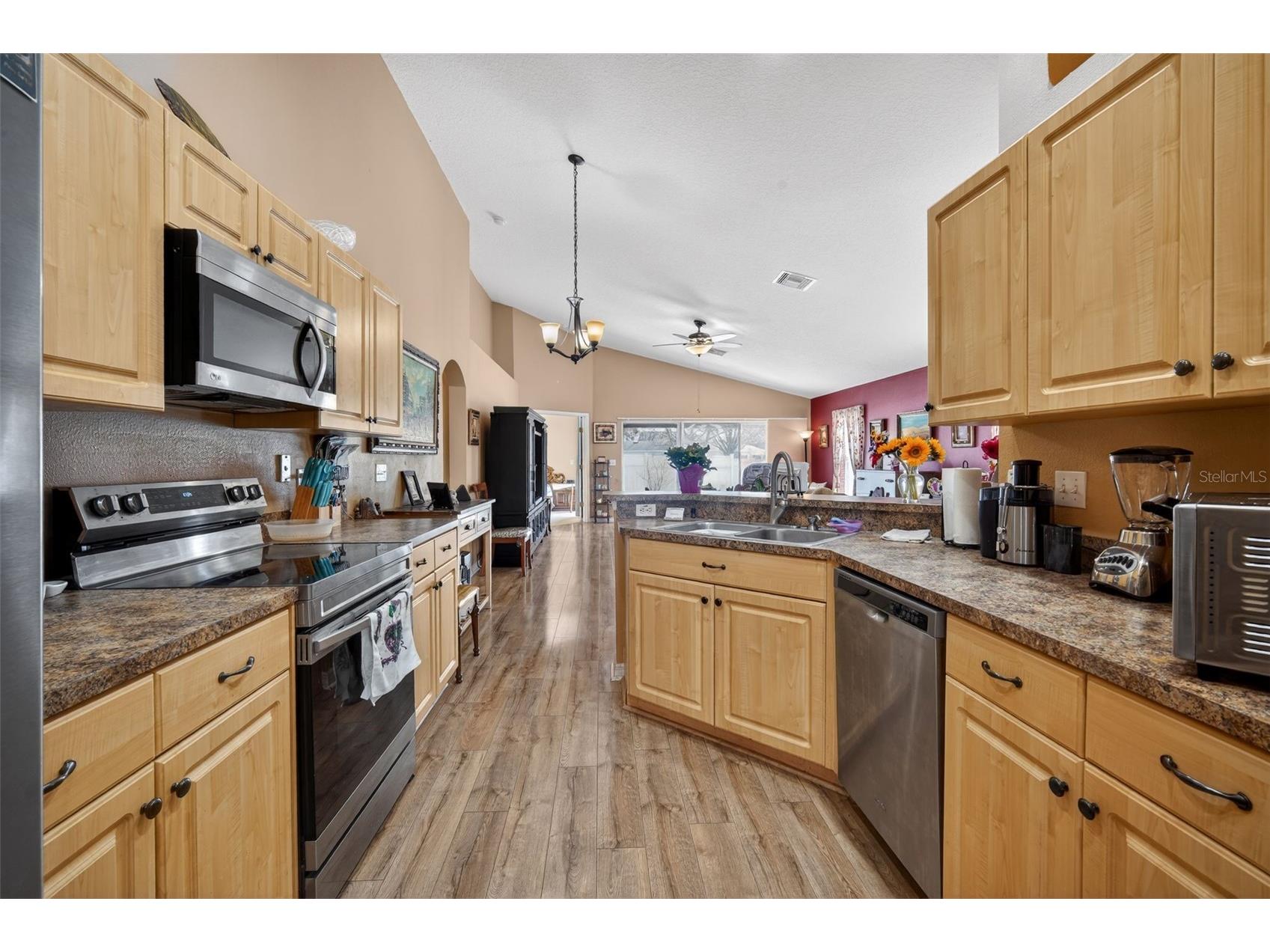 8578 Pinetop Ridge Lane Brooksville FL 34613 TB8479443 image11